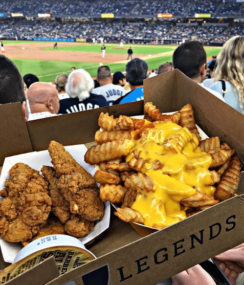 What Food to Get at Yankee Stadium for a Yankees Game