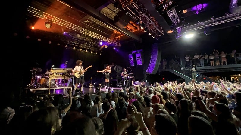 MUNA 2026 Gets So Hot Tour: Dates, Setlist Predictions & How to Score Cheap MUNA Tickets