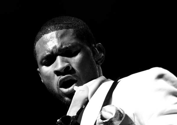 Usher and Chris Brown 2026 “The R&B” Tour: Dates, Presales, and How to Find Cheap Tickets