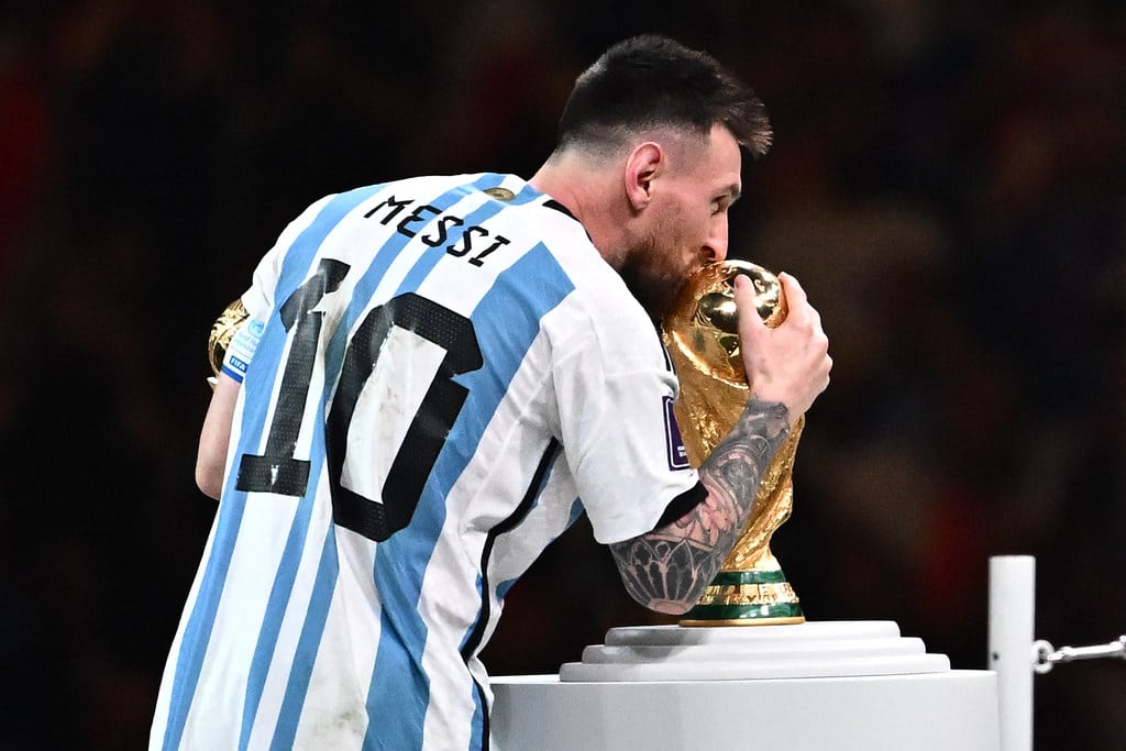 The 16 Best Soccer Players of All Time