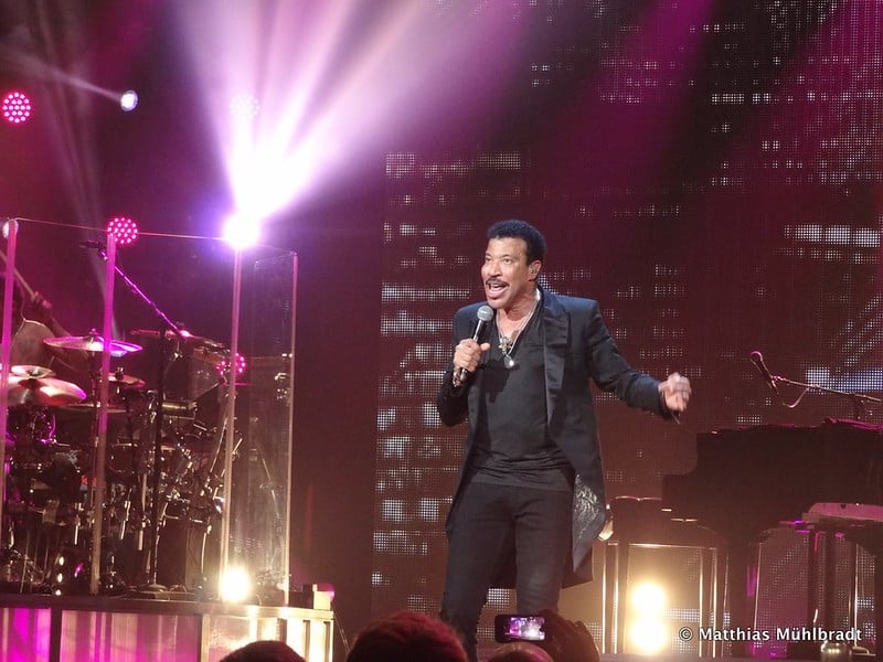 The Ultimate Guide to Lionel Richie and Earth, Wind & Fire’s 2026 ‘Sing a Song All Night Long’ Tour