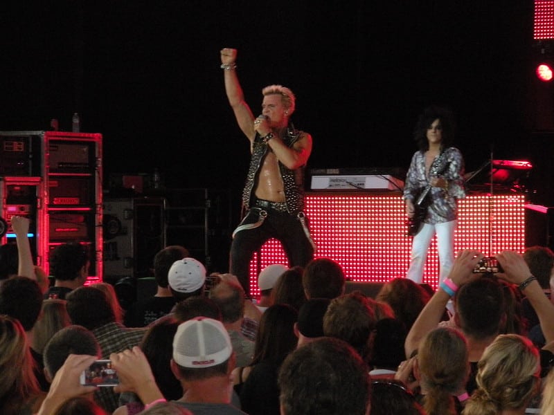 Billy Idol 2026 “It’s a Nice Day To… Tour Again!” Dates and How to Score Cheap Tickets